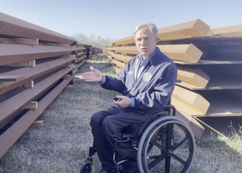 Gov. Greg Abbott Restarts Border Wall Construction Stopped By Biden