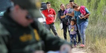 DHS Asking For Volunteers To Help With Border Crisis, Massive Illegal Migrant Crossing
