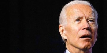 Biden In La La Land As Reporters Ask About Hunter Laptop. WH Abruptly Cuts Audio