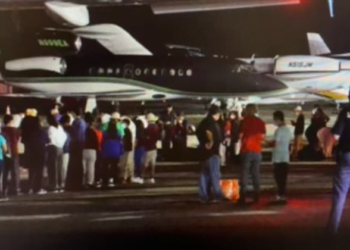 Biden Administration Resumes Secretly Flying Illegal Migrants Into Country In The Dead Of Night