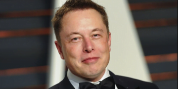 Tesla CEO Elon Musk Offers to Buy Twitter