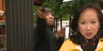 Man Pulls Gun On TV Crew During Live Report On Chicago’s Skyrocketing Violence