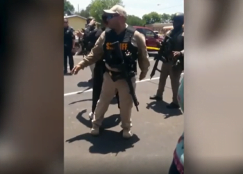 Video: Chaotic Scene Outside Texas Elementary During Mass Shooting, Timeline Of Police Actions Emerge