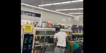 Video: Smash & Grab Looters Strike CVS In Fresno, Leave With Bags Full Of Booze