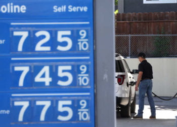 Price At The Pump Reaches New Record High Sunday Morning