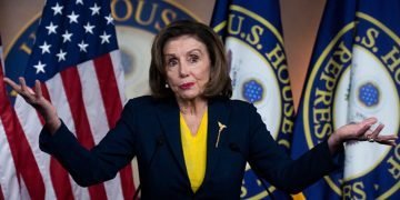 Nancy Pelosi Pushes $52B ‘Chips’ Bill After Buying Millions In Computer Chip Stock