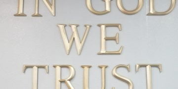 “In God We Trust” Signs Must Be Displayed In Texas Schools If Donated