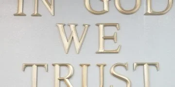 “In God We Trust” Signs Must Be Displayed In Texas Schools If Donated