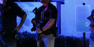 Trump Accuses FBI Of Blocking Attorneys, Witnesses & Staff From Observing Raid; Planting Evidence