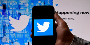 ‘Twitter Lied About Spam Bots & Hackers’ Ex-Twitter Exec Blows The Whistle On Big Tech Giant