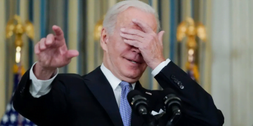 Elon Musk’s Twitter Flags White House Post For Misleading Information, Forces Deletion