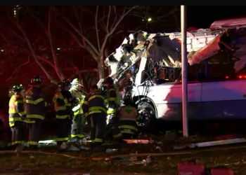 1 Student Dead, Dozens Others Injured After Bus Crashes in Massachusetts