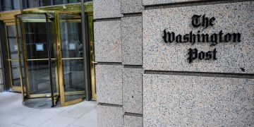 Washington Post, Which Lost 500,000 Subscribers, Announces Wide-Spread Layoffs, Staffers Angry With Publisher