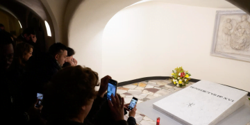 Public Is Now Allowed To View Pope Benedict XVI’s Tomb At St. Peter’s Basilica